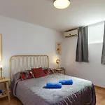 וילה Laurona By