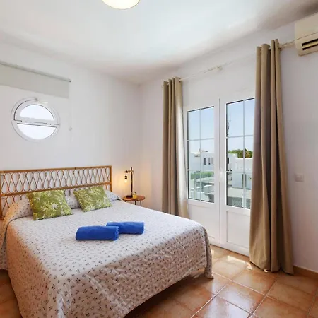 Laurona By * Puerto del Carmen (Lanzarote)